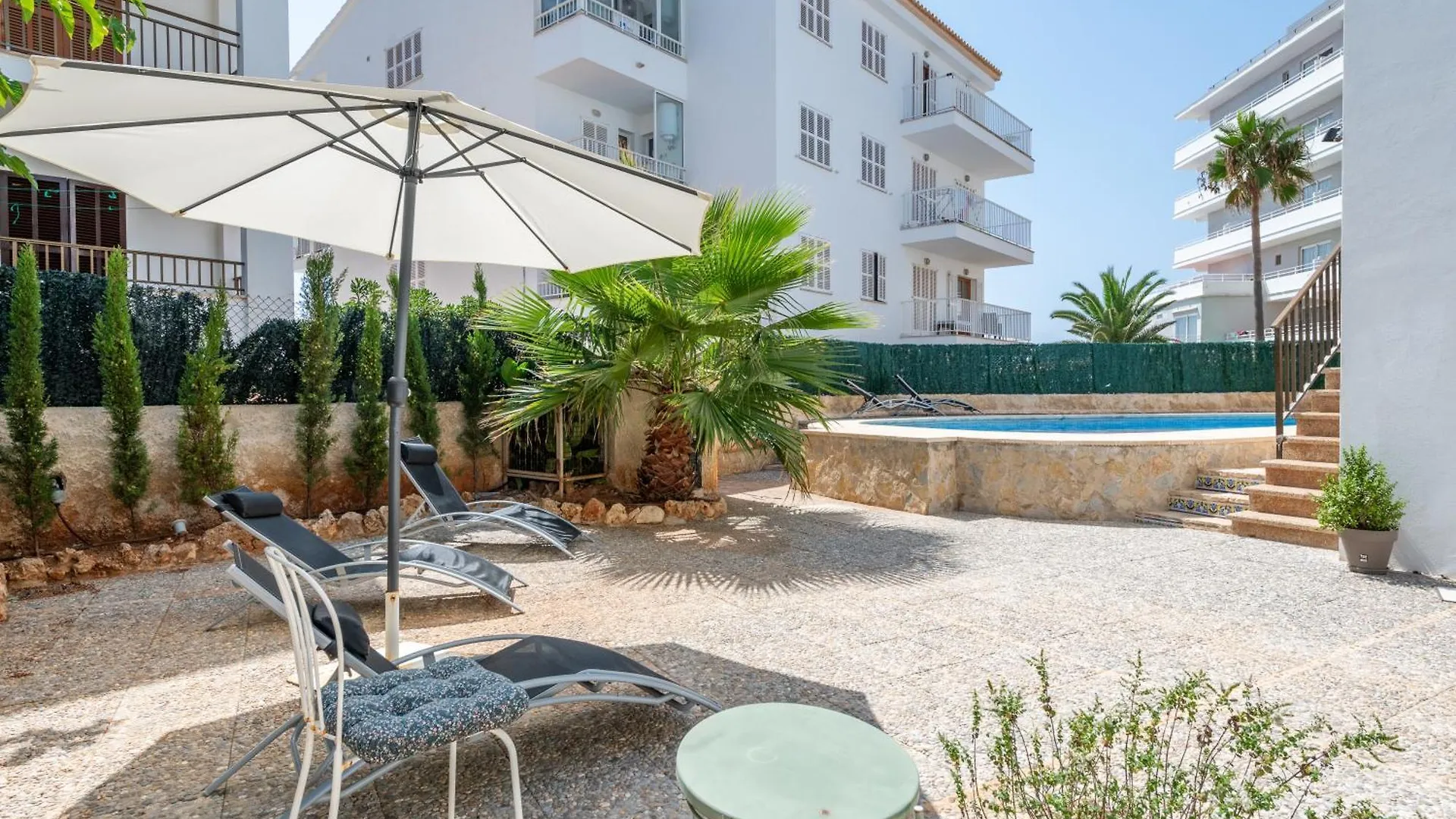 Apartamentos Marivent Puerto Colom Lägenhet