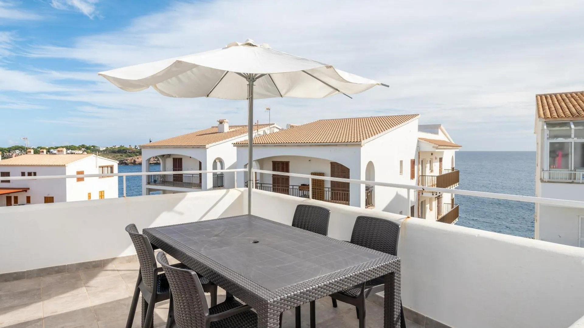 Apartamentos Marivent Puerto Colom Lägenhet