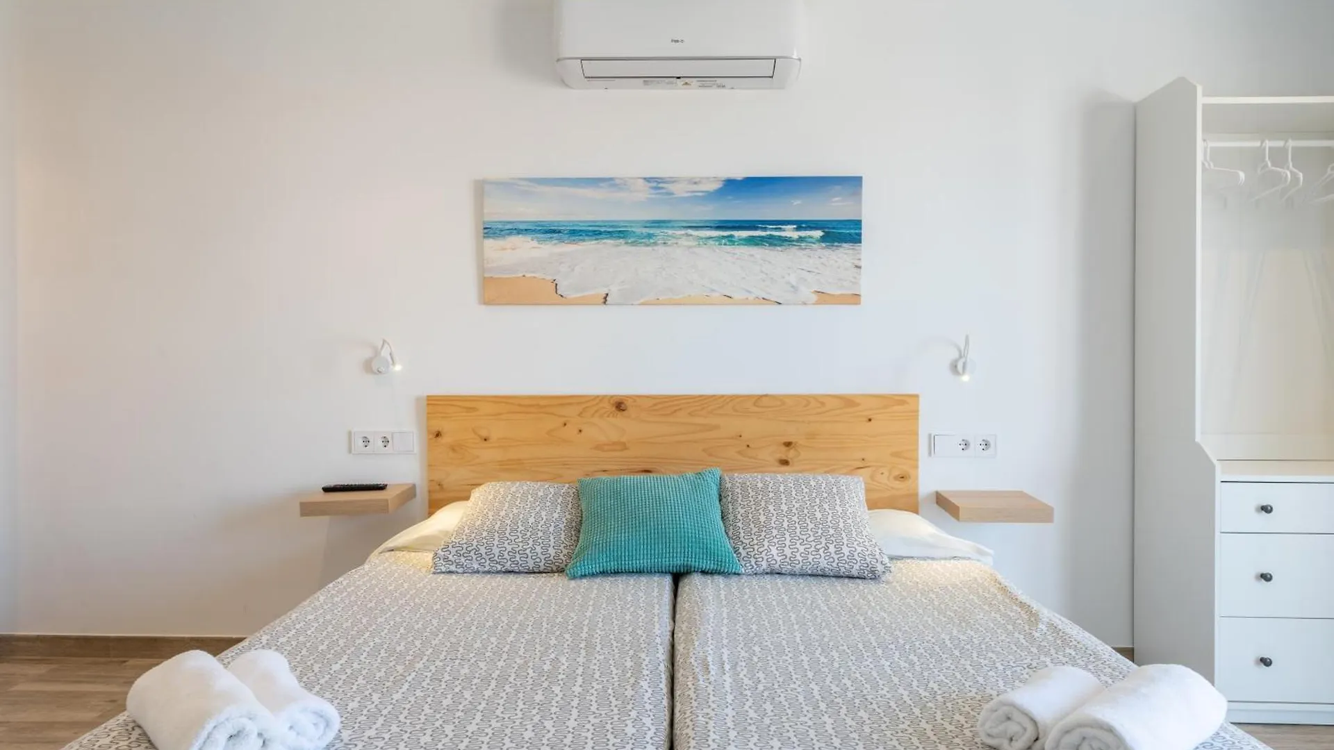 Apartamentos Marivent By Mhr Portocolom  0*, Portocolom (Mallorca) Spain